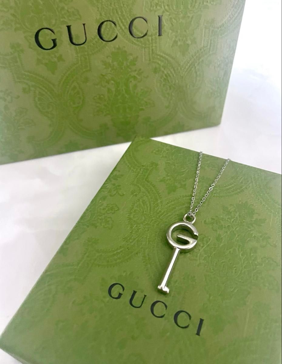 極美品 GUCCI GGロゴチャームネックレス 【確実正規品】|Yahoo 極美品 GUCCI GGロゴチャームネックレス 【確実正規品】|Yahoo