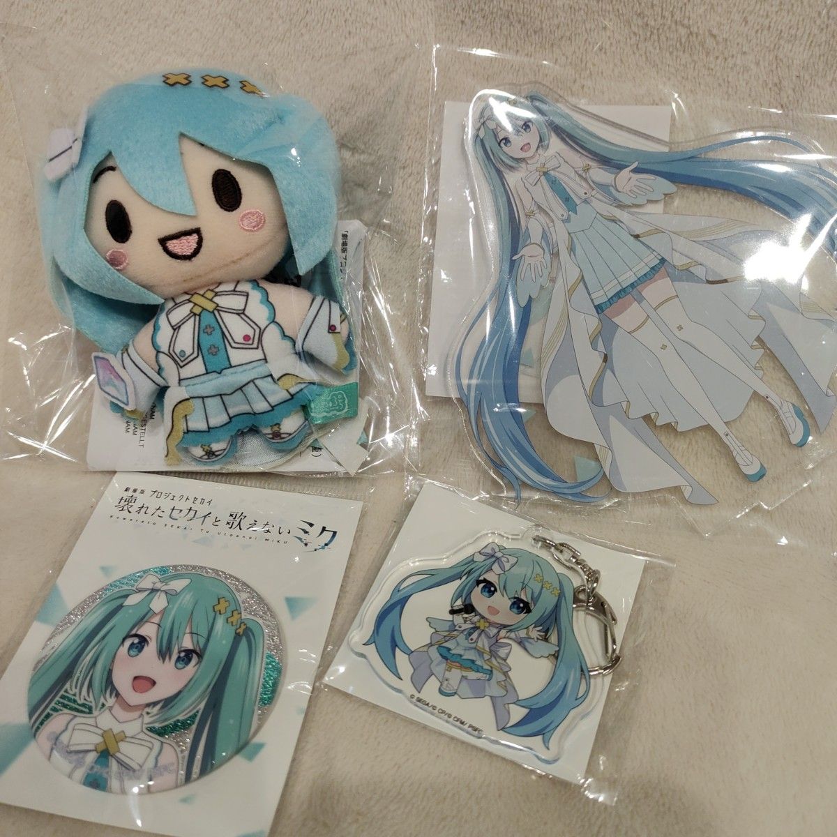 ボカロ 初音ミク ぬいぐるみ バッジ クリアファイル アクキー