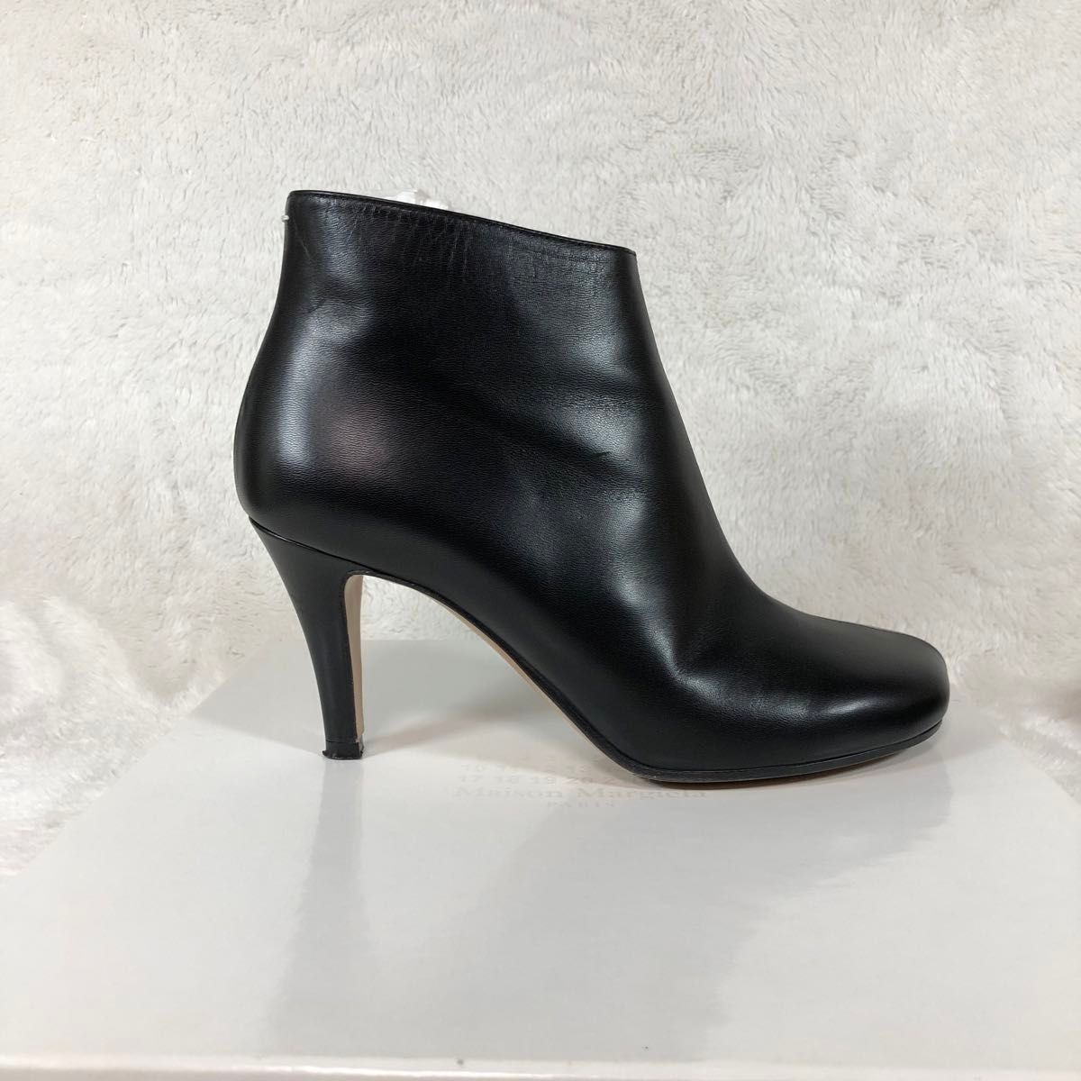 Maison Margiela メゾンマルジェラ ショートブーツ 黒 37 5 Maison Margiela メゾンマルジェラ ショートブーツ 黒 37 5