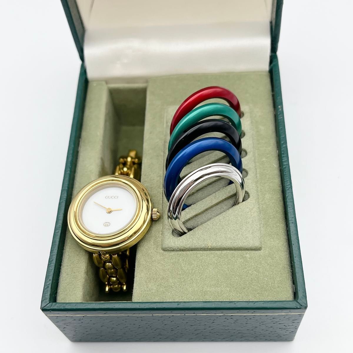 付属品完備】GUCCI時計 11/12 チェンジベゼル 新品電池 稼働品 付属品完備】GUCCI時計 11/12 チェンジベゼル 新品電池 稼働品