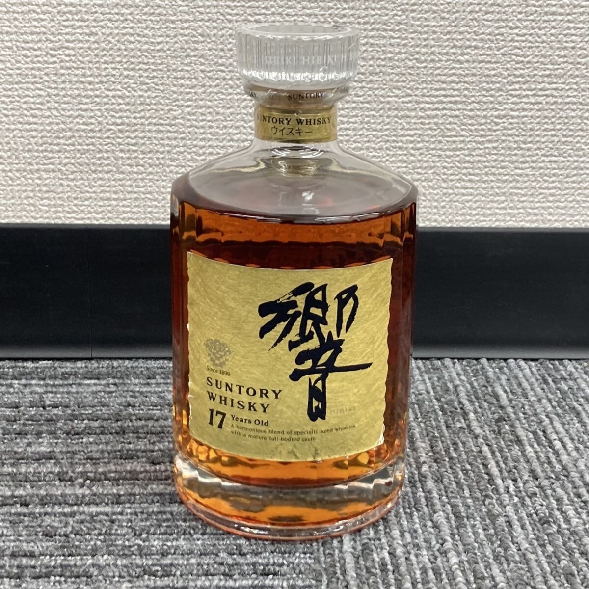 Y216-SK12-1130 SUNTORY サントリー 響 17年 ゴールドラベル Y216-SK12-1130 SUNTORY サントリー 響 17年 ゴールドラベル