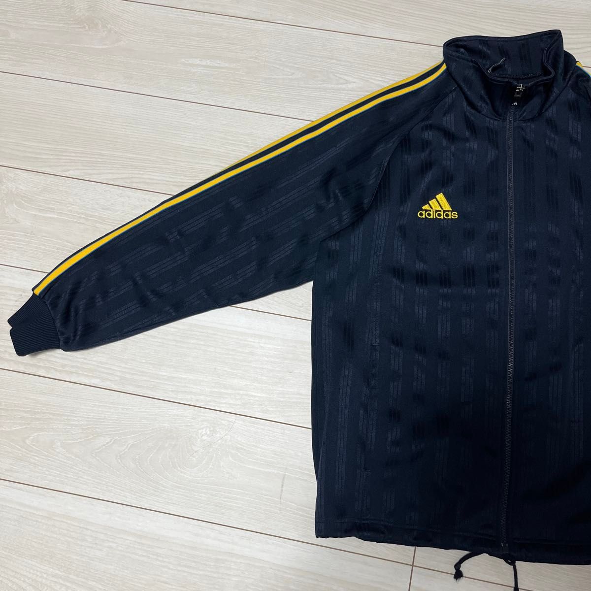 OLD adidas ヴィンテージ トラックジャケット 国旗タグ ジャージ OLD adidas ヴィンテージ トラックジャケット 国旗タグ ジャージ