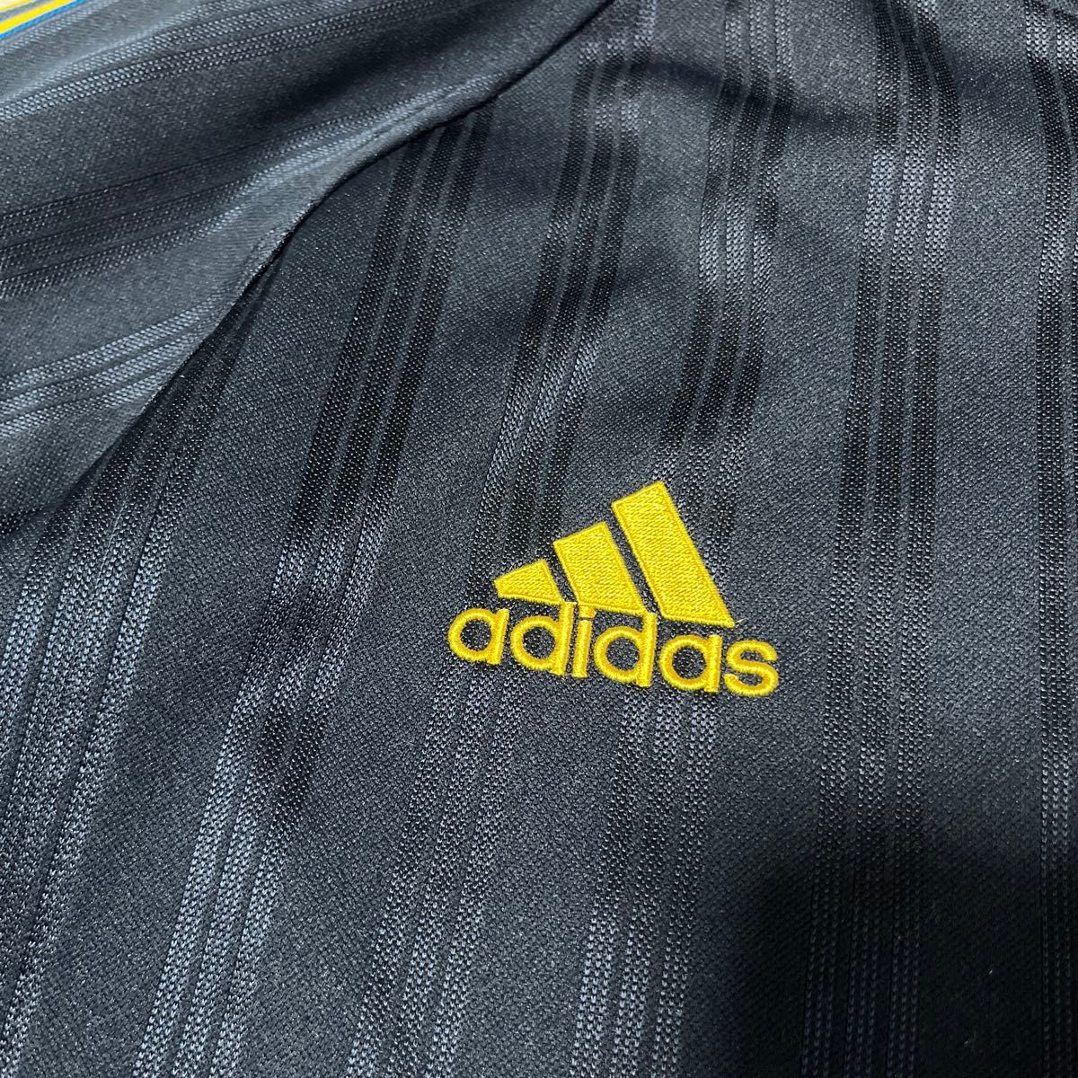 OLD adidas ヴィンテージ トラックジャケット 国旗タグ ジャージ OLD adidas ヴィンテージ トラックジャケット 国旗タグ ジャージ
