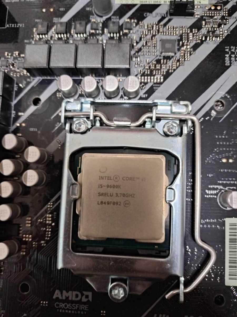CPU + マザーボード Core i5 9600K アスロック|Yahoo!フリマ CPU + マザーボード Core i5 9600K アスロック|Yahoo!フリマ