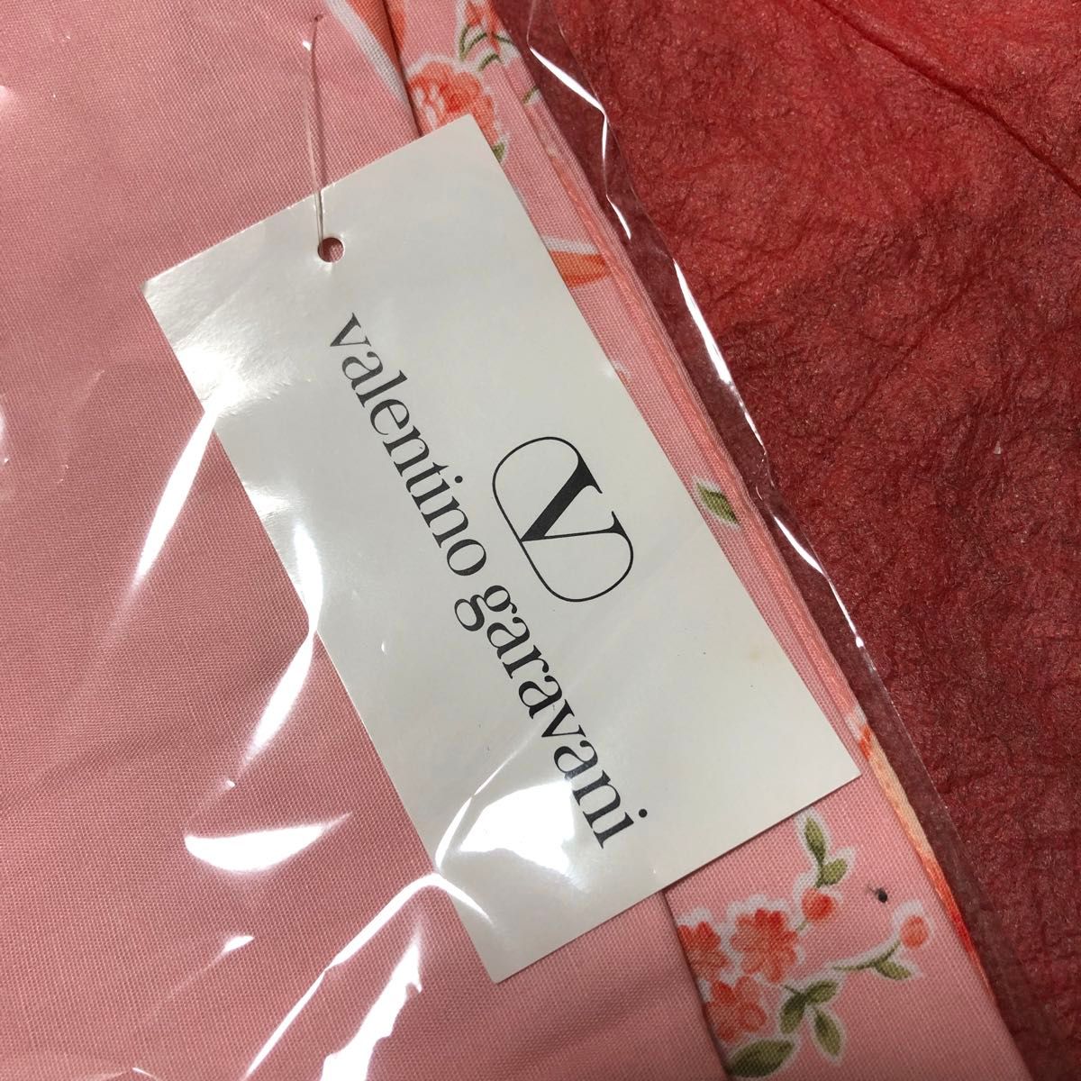 valentino garavani ヴァレンティノガラヴァーニ 花柄エプロン valentino garavani ヴァレンティノガラヴァーニ 花柄エプロン