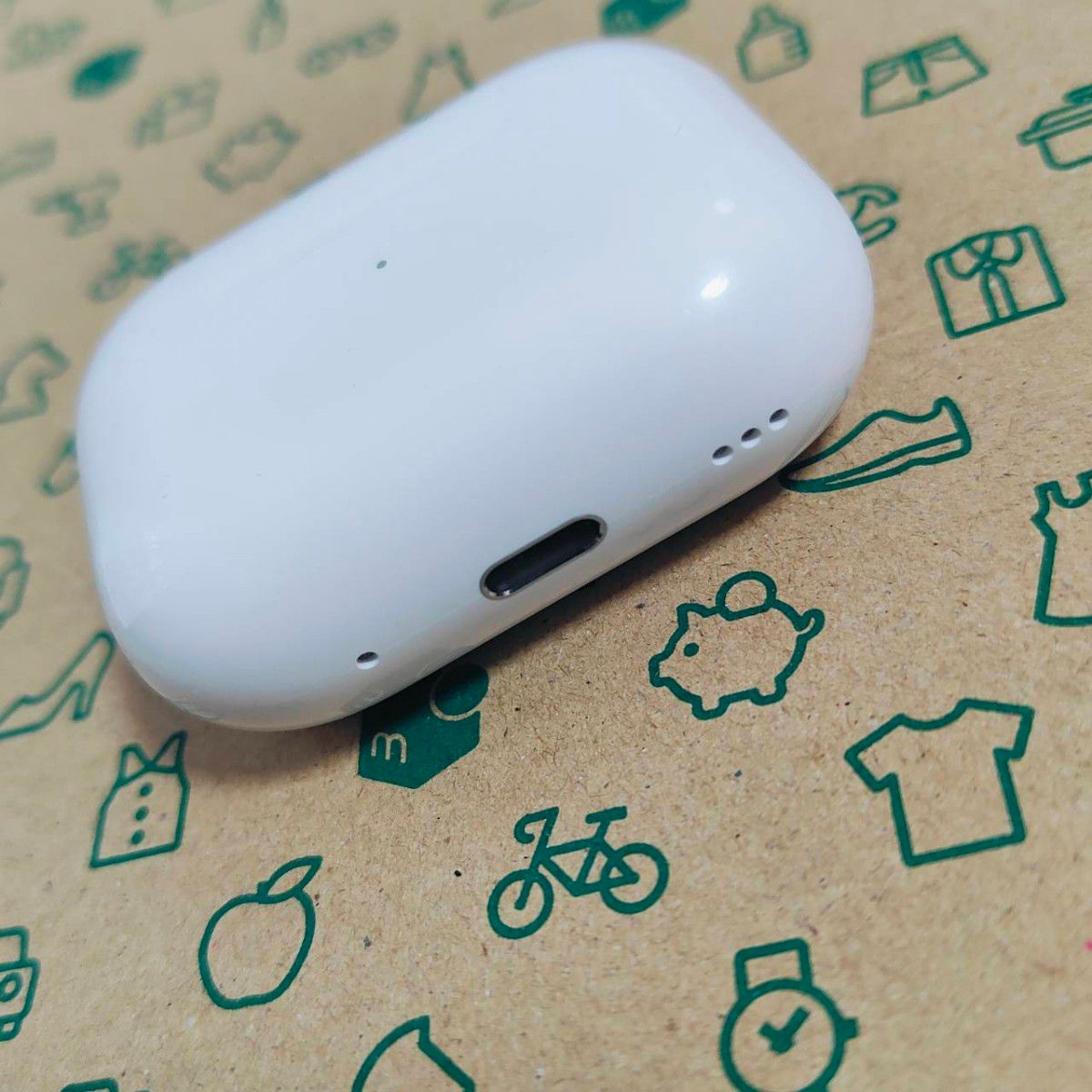 AirPods Pro 2世代 USB−Cモデル 本体 584|Yahoo!フリマ(旧 AirPods Pro 2世代 USB−Cモデル 本体 584|Yahoo!フリマ(旧