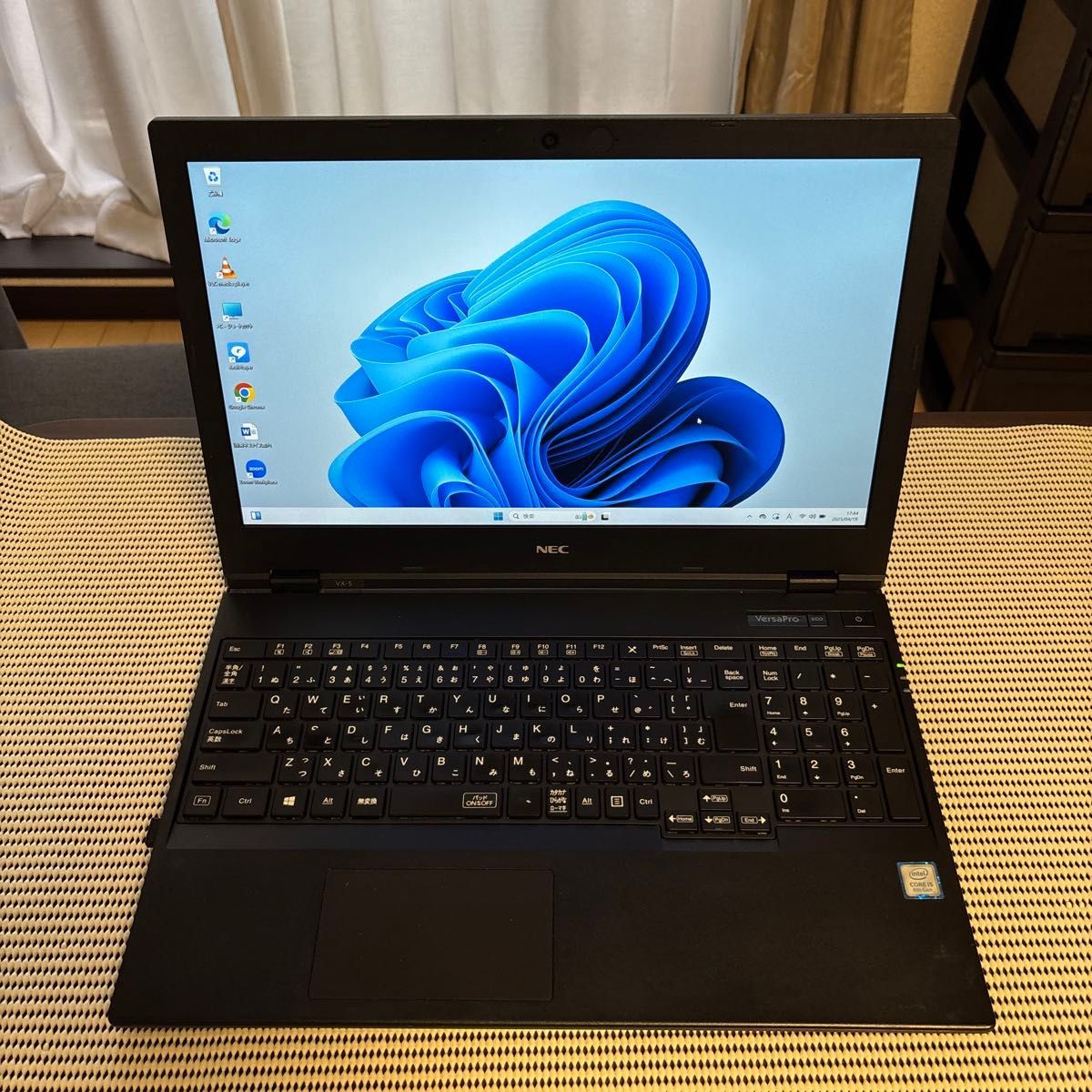 NEC VersaPro VKT16/X第8世代i5-8265U +SSD256GB+メモリ16GB NEC VersaPro VKT16/X第8世代i5-8265U +SSD256GB+メモリ16GB