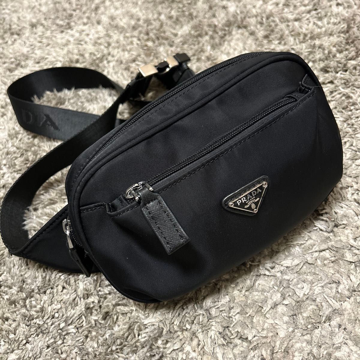 PRADA ショルダーバッグ ウエストバッグ|Yahoo!フリマ(旧 PRADA ショルダーバッグ ウエストバッグ|Yahoo!フリマ(旧