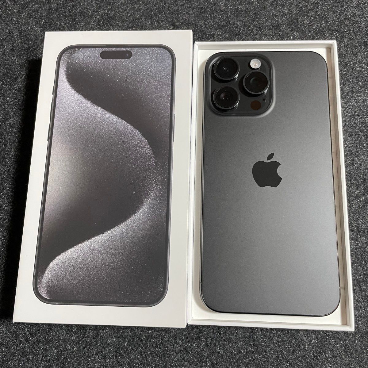 iPhone 15 Pro Max 256GB - ブラックチタニウム - Simフリー iPhone 15 Pro Max 256GB - ブラックチタニウム - Simフリー