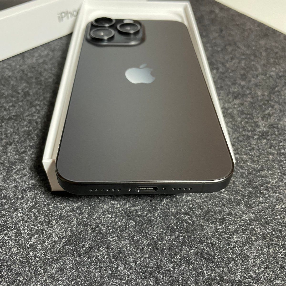 iPhone 15 Pro Max 256GB - ブラックチタニウム - Simフリー iPhone 15 Pro Max 256GB - ブラックチタニウム - Simフリー