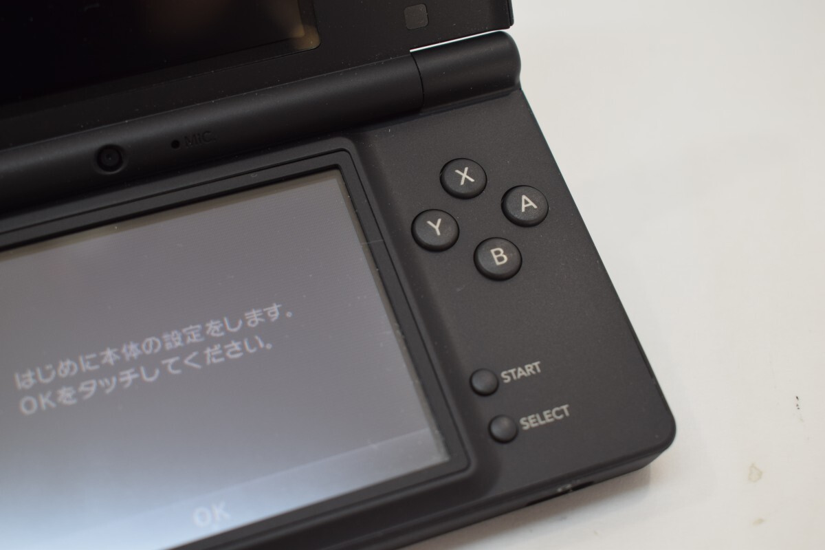 動作品 ニンテンドー DSi 本体 TWL-001 ブラック タッチペン 動作品 ニンテンドー DSi 本体 TWL-001 ブラック タッチペン