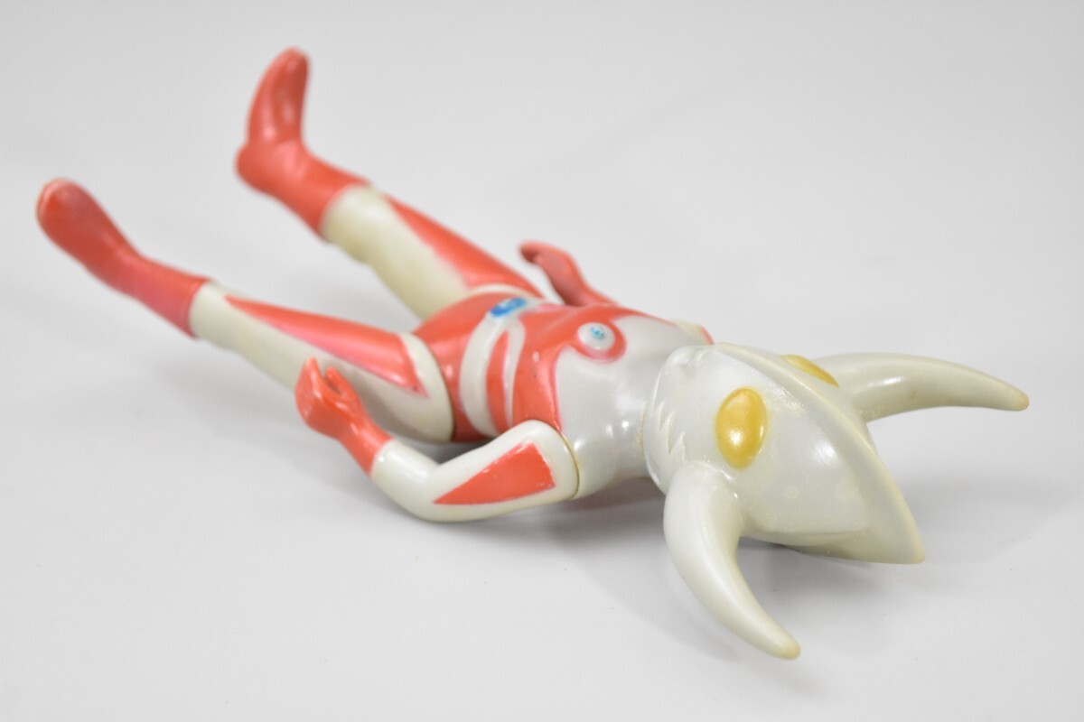 当時物 ブルマァク ウルトラの父 ソフビ ウルトラマン 人形 円谷 当時物 ブルマァク ウルトラの父 ソフビ ウルトラマン 人形 円谷