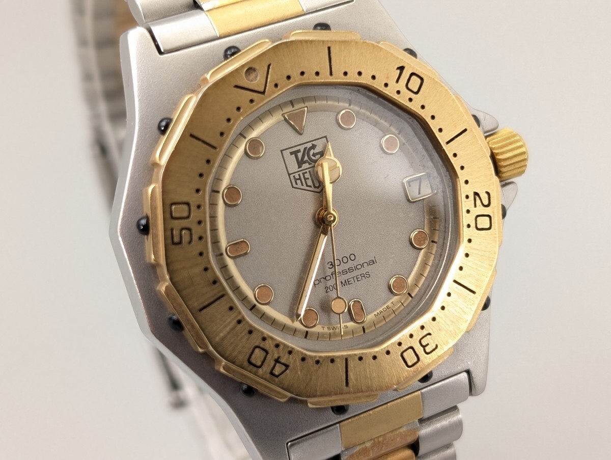 極美品 TAG Heuer タグ ホイヤー 3000 プロフェッショナル 極美品 TAG Heuer タグ ホイヤー 3000 プロフェッショナル