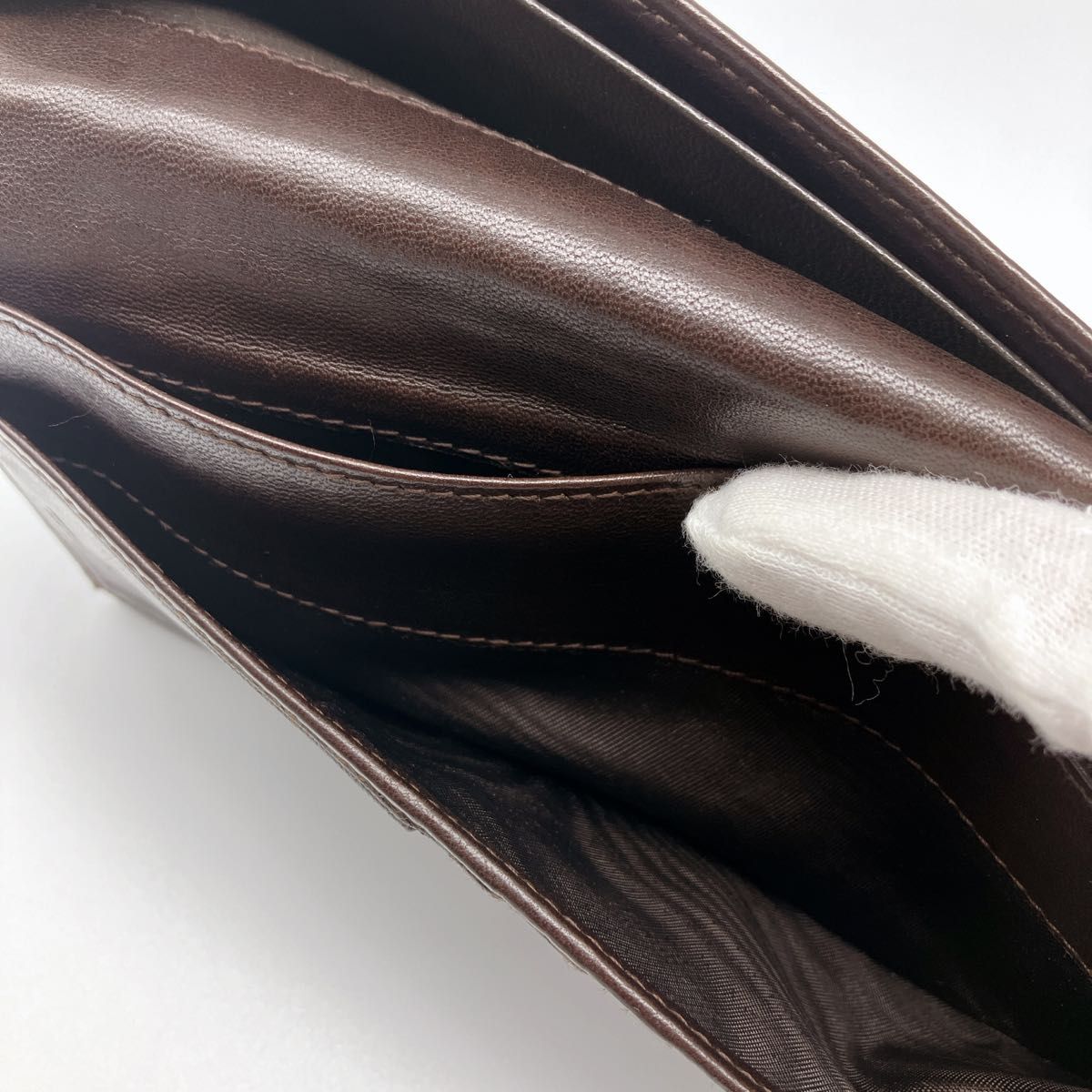 美品 BOTTEGA VENETA ボッテガヴェネタ イントレチャート レザー 美品 BOTTEGA VENETA ボッテガヴェネタ イントレチャート レザー