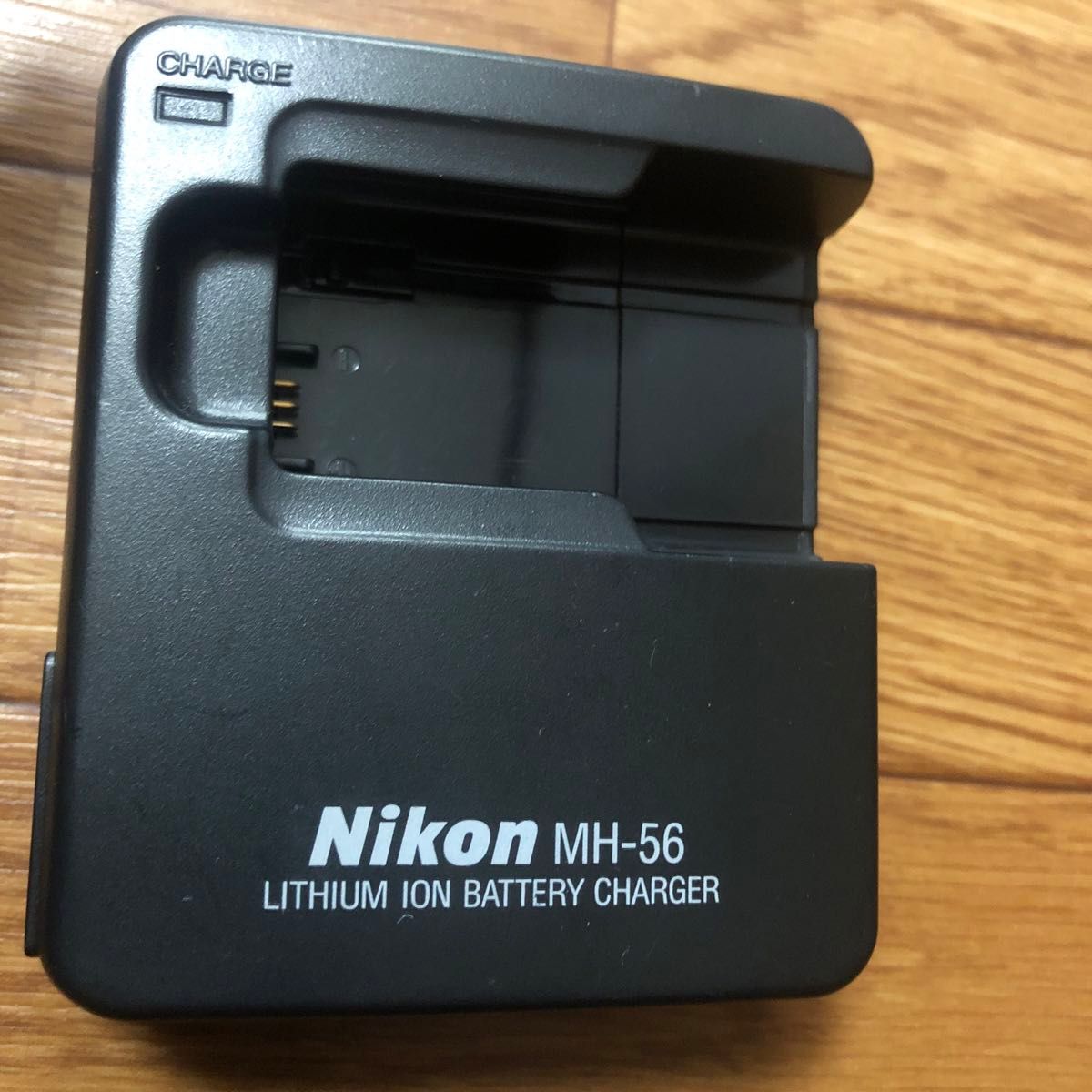 Nikon ニコン 純正品 バッテリーチャージャー MH-56 動作確認済 Nikon ニコン 純正品 バッテリーチャージャー MH-56 動作確認済