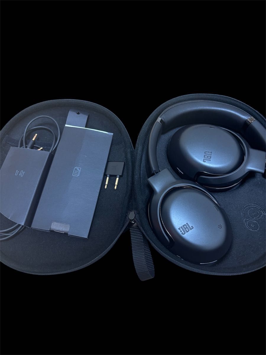 JBL Tour One M2 ワイヤレスノイズキャンセリングヘッドホン JBL Tour One M2 ワイヤレスノイズキャンセリングヘッドホン