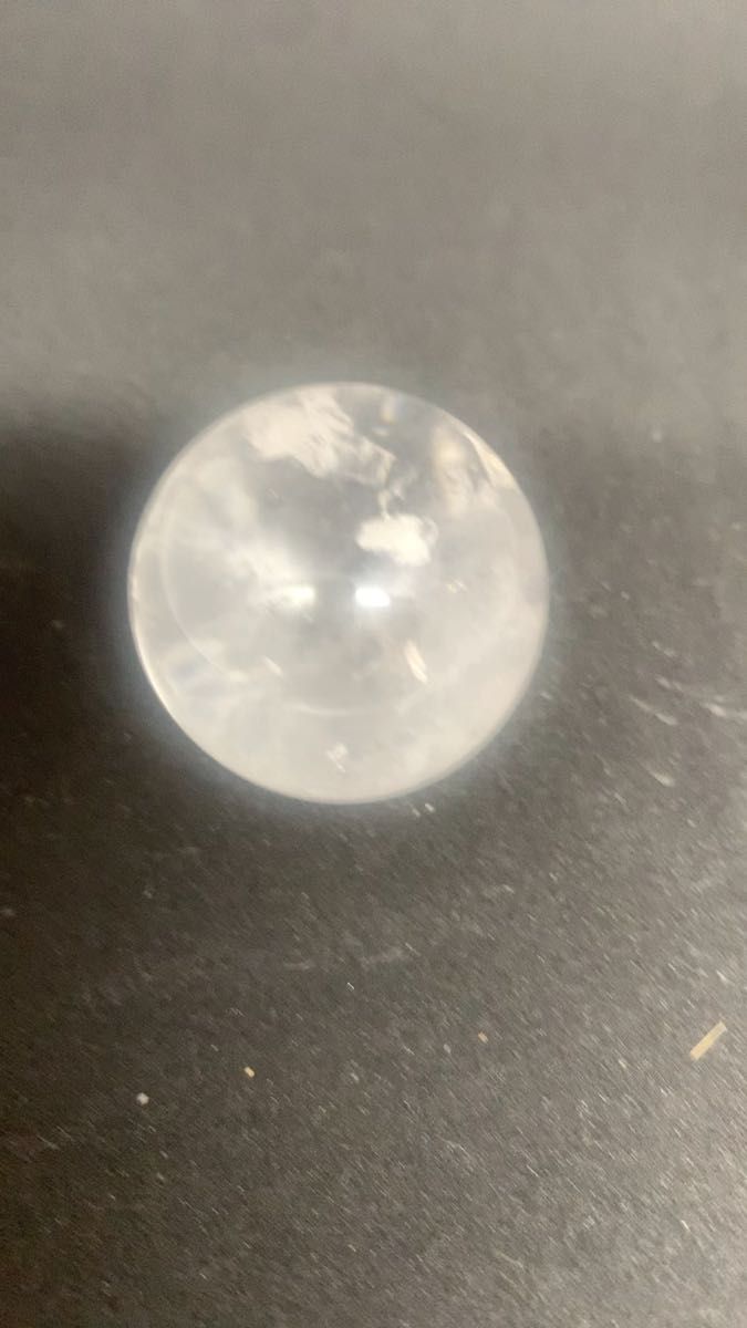 水晶玉 直径約3.5センチくらい 天然石