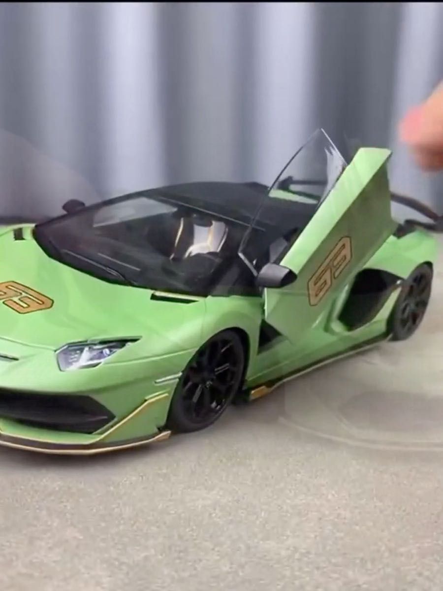 大型ランボルギーニモデルカー 1/18 スーパーカー模型 合金製リアルカー玩具