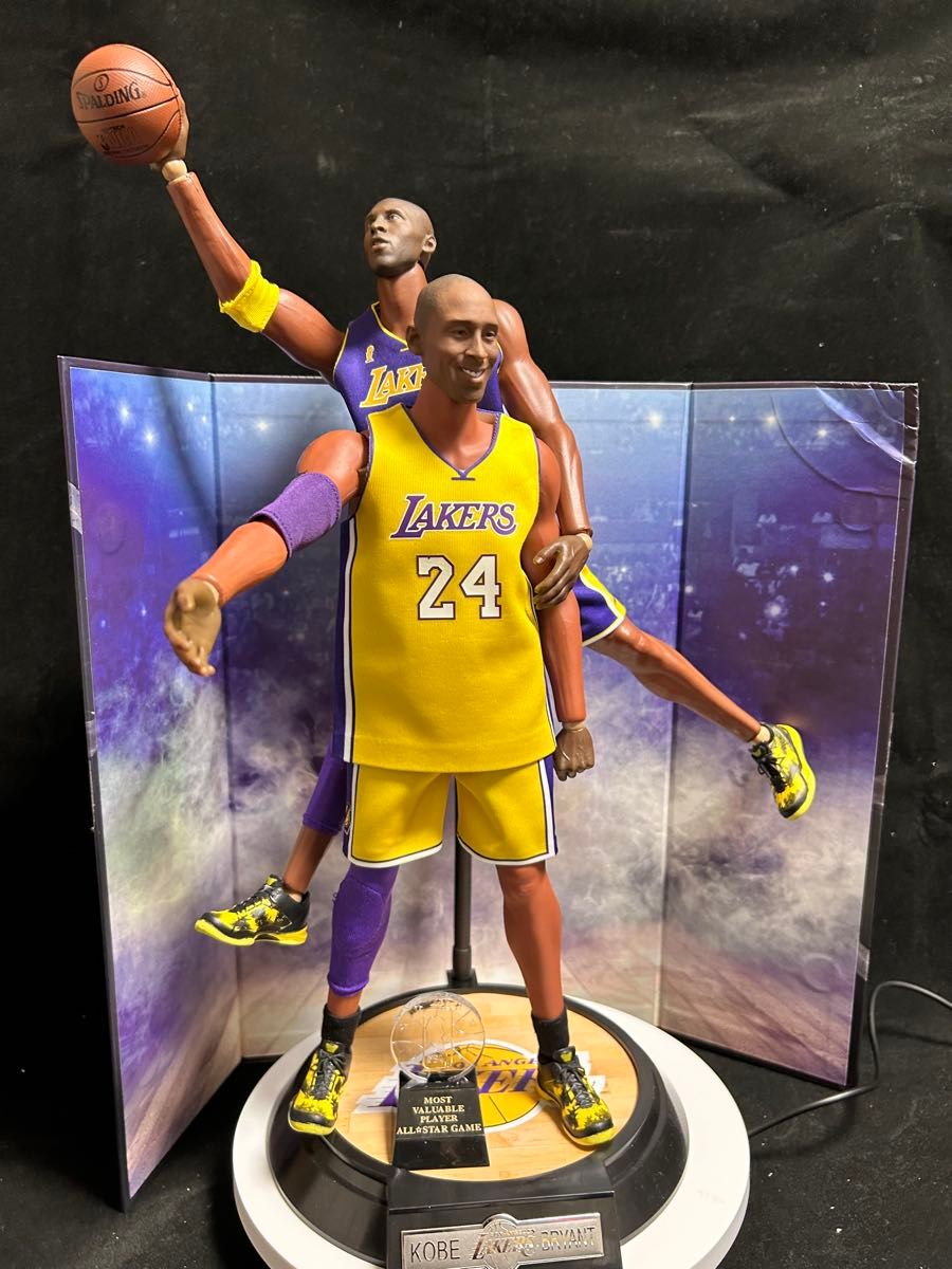 NBA Kobe コービー・ブライアント フィギュア 1/6 2体セット NBA Kobe コービー・ブライアント フィギュア 1/6 2体セット