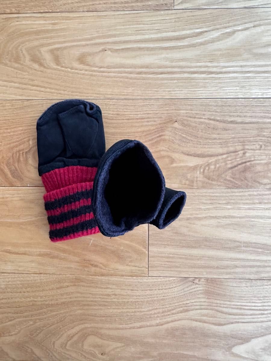 Vivienne Westwood ミトン 手袋 ニット ボーダー 赤 黒|Yahoo Vivienne Westwood ミトン 手袋 ニット ボーダー 赤 黒|Yahoo