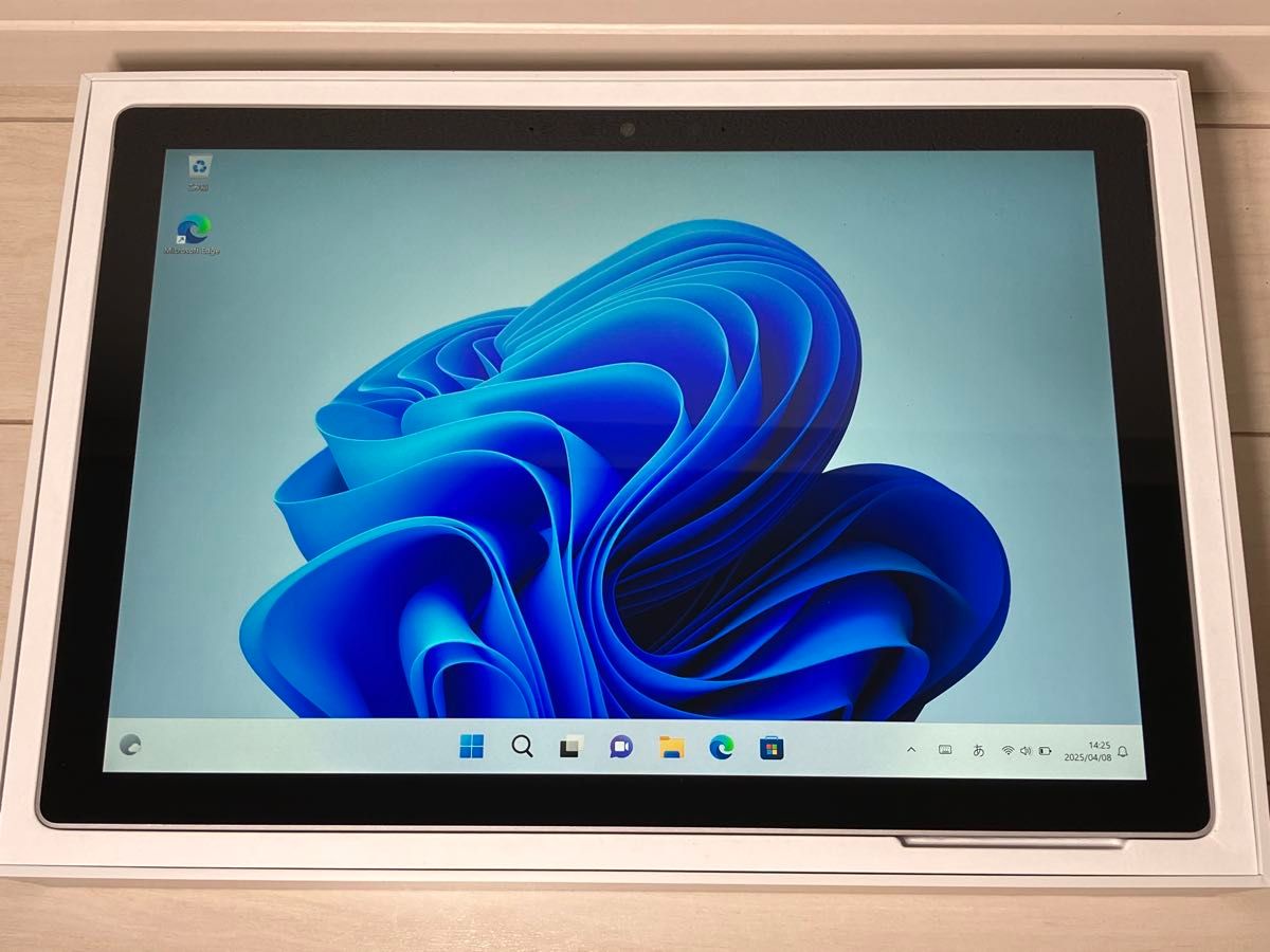 Microsoft Surface pro7+ Corei5 1135G7 SSD 128GB 8GB Microsoft Surface pro7+ Corei5 1135G7 SSD 128GB 8GB