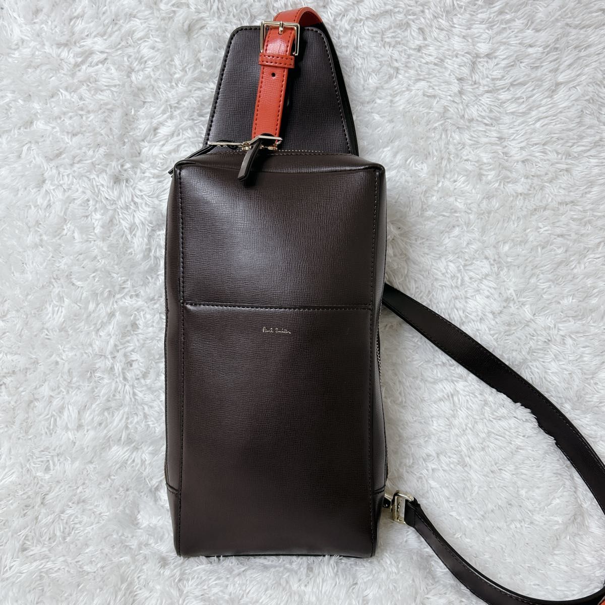 至高の逸品】 ポールスミス Paul smith レザー ボディバッグ 至高の逸品】 ポールスミス Paul smith レザー ボディバッグ