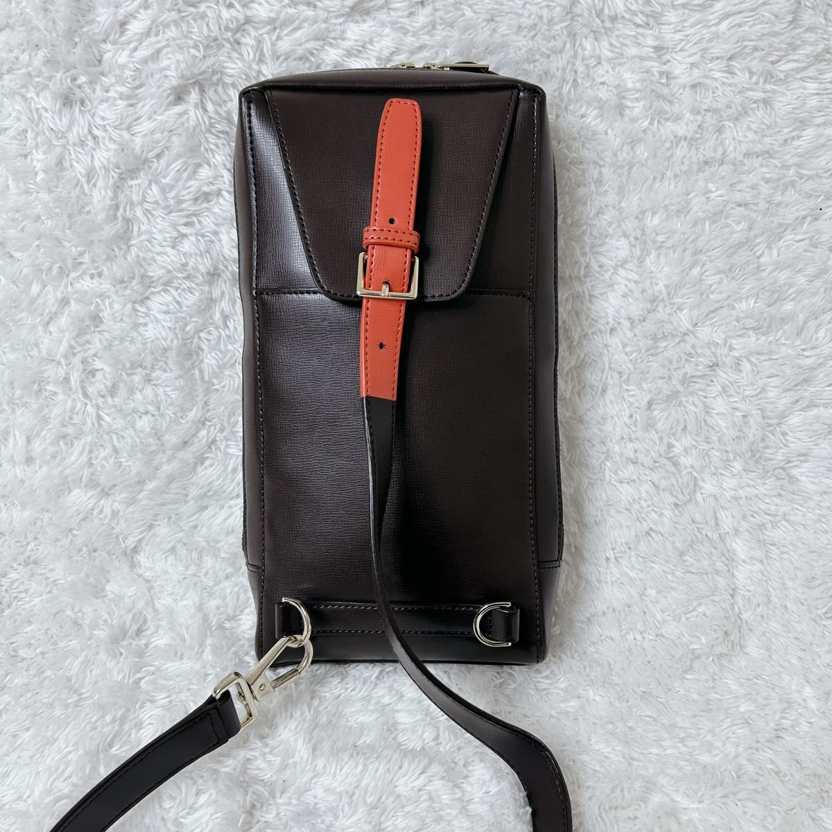 至高の逸品】 ポールスミス Paul smith レザー ボディバッグ 至高の逸品】 ポールスミス Paul smith レザー ボディバッグ