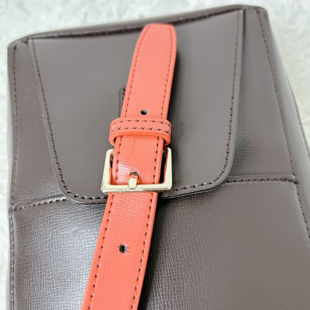 至高の逸品】 ポールスミス Paul smith レザー ボディバッグ 至高の逸品】 ポールスミス Paul smith レザー ボディバッグ