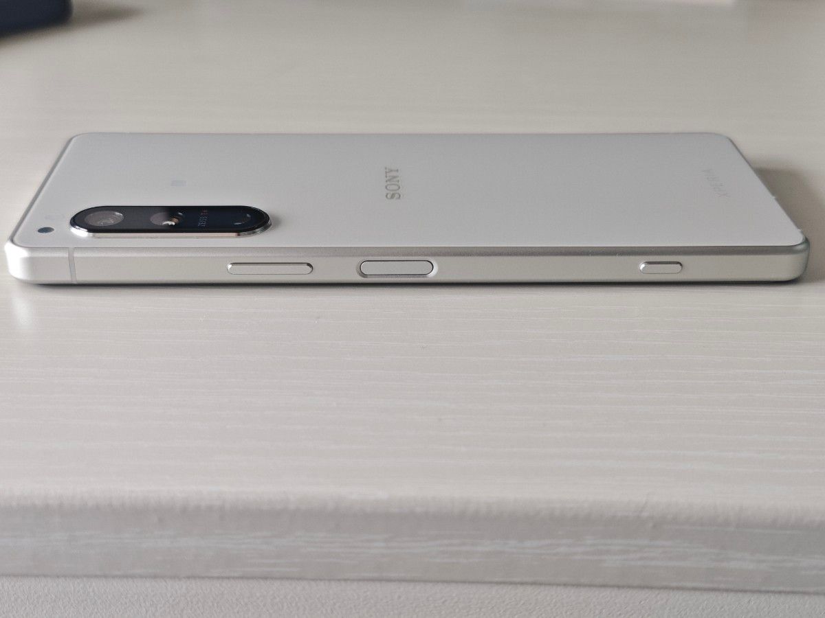 極美品】Xperia 5 Ⅳ エクリュホワイト SIMフリー SoftBank版 極美品】Xperia 5 Ⅳ エクリュホワイト SIMフリー SoftBank版