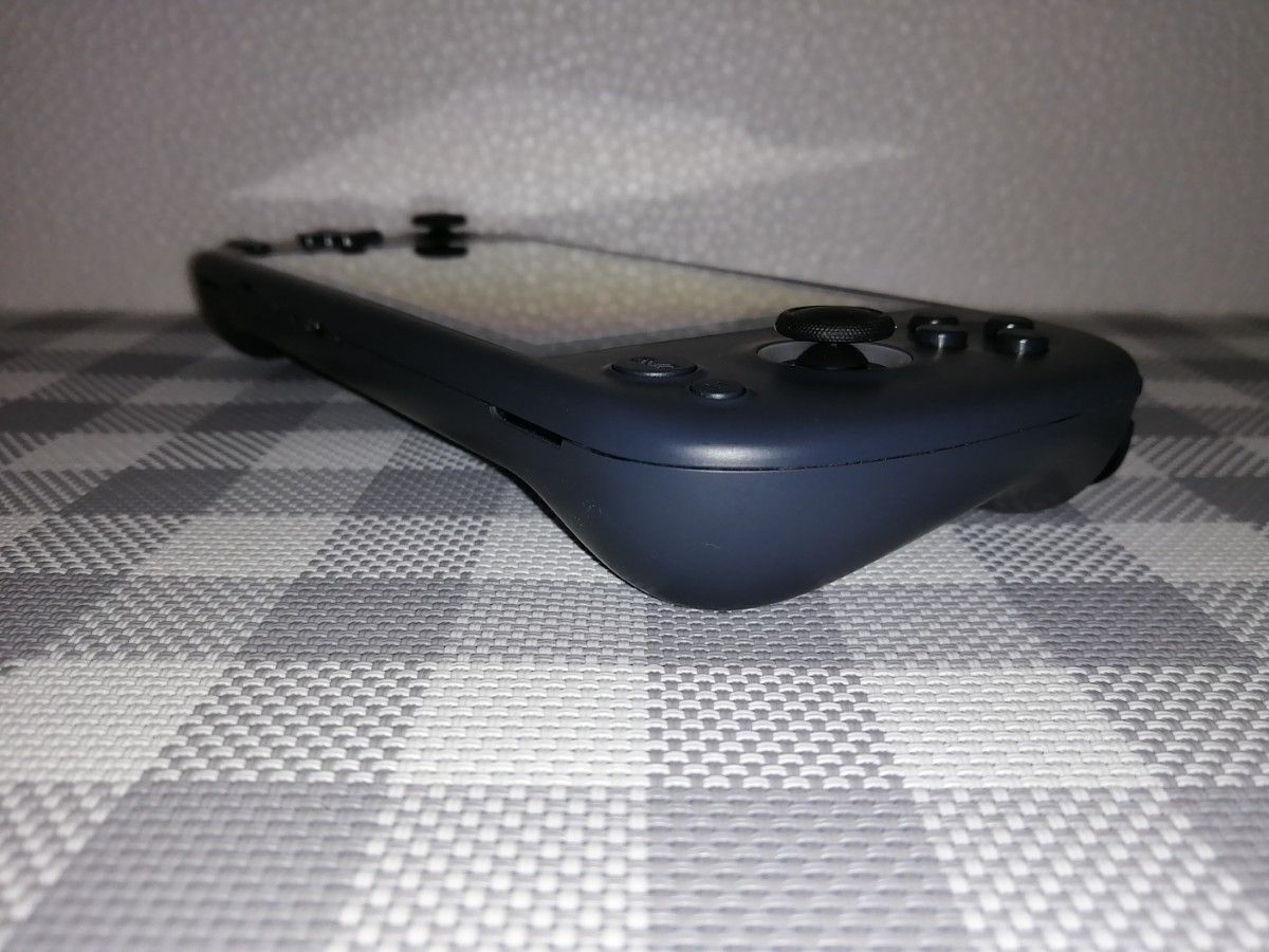 美品】AYANEO AIR STANDARD ポーラブラック R5-5560U/SSD512GB 美品】AYANEO AIR STANDARD ポーラブラック R5-5560U/SSD512GB