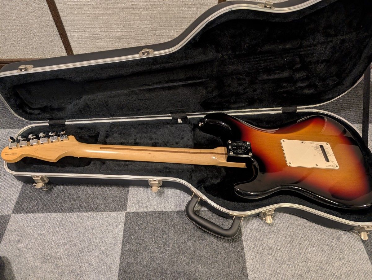 Fender USA ストラトキャスター 生誕50周年記念モデル American Fender USA ストラトキャスター 生誕50周年記念モデル American