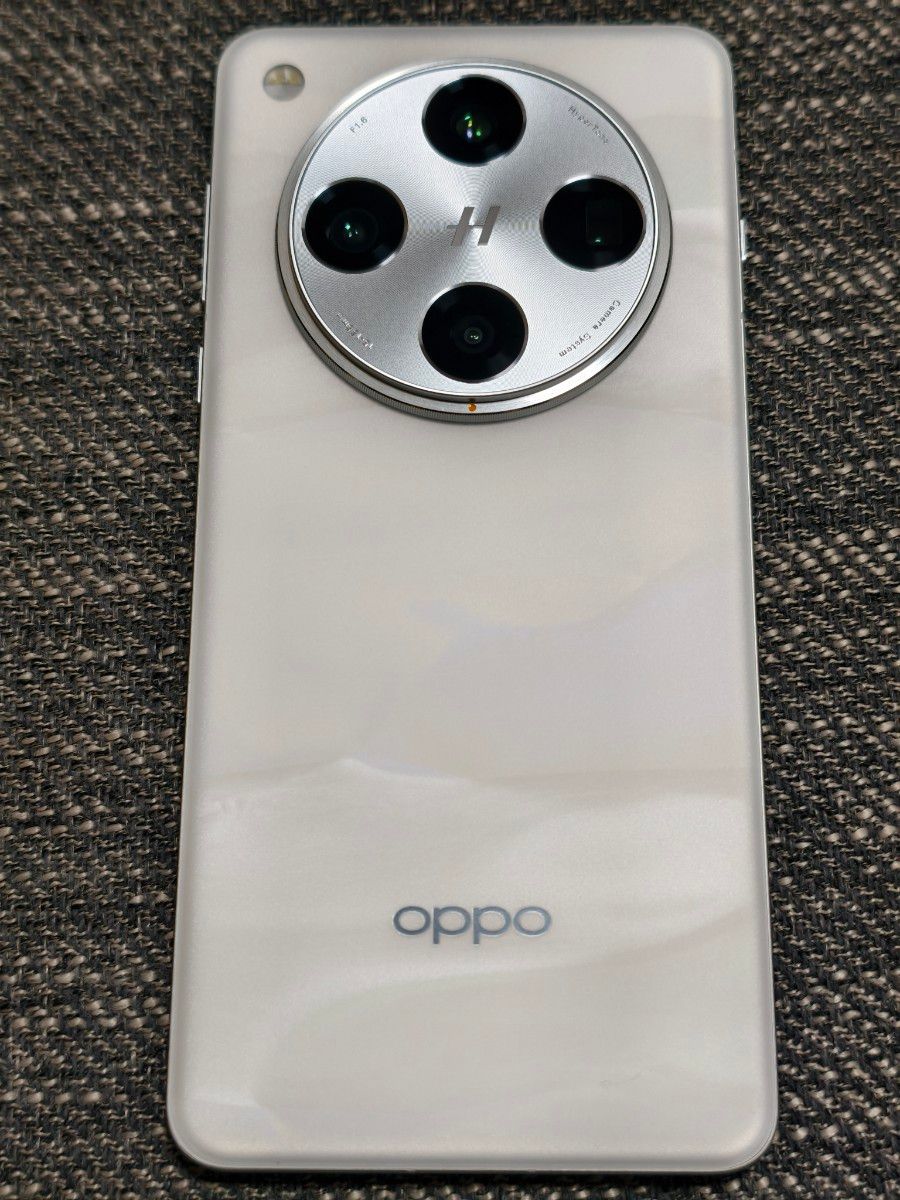 OPPO Find X8 Pro グローバル版 16/512 ホワイト 新品同様 OPPO Find X8 Pro グローバル版 16/512 ホワイト 新品同様