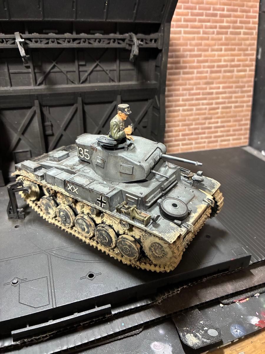 タミヤ 2号戦車 完成品 ジオラマ タミヤ 1/35ドイツ Ⅱ号戦車 完成品 ジオラマ付き|Yahoo