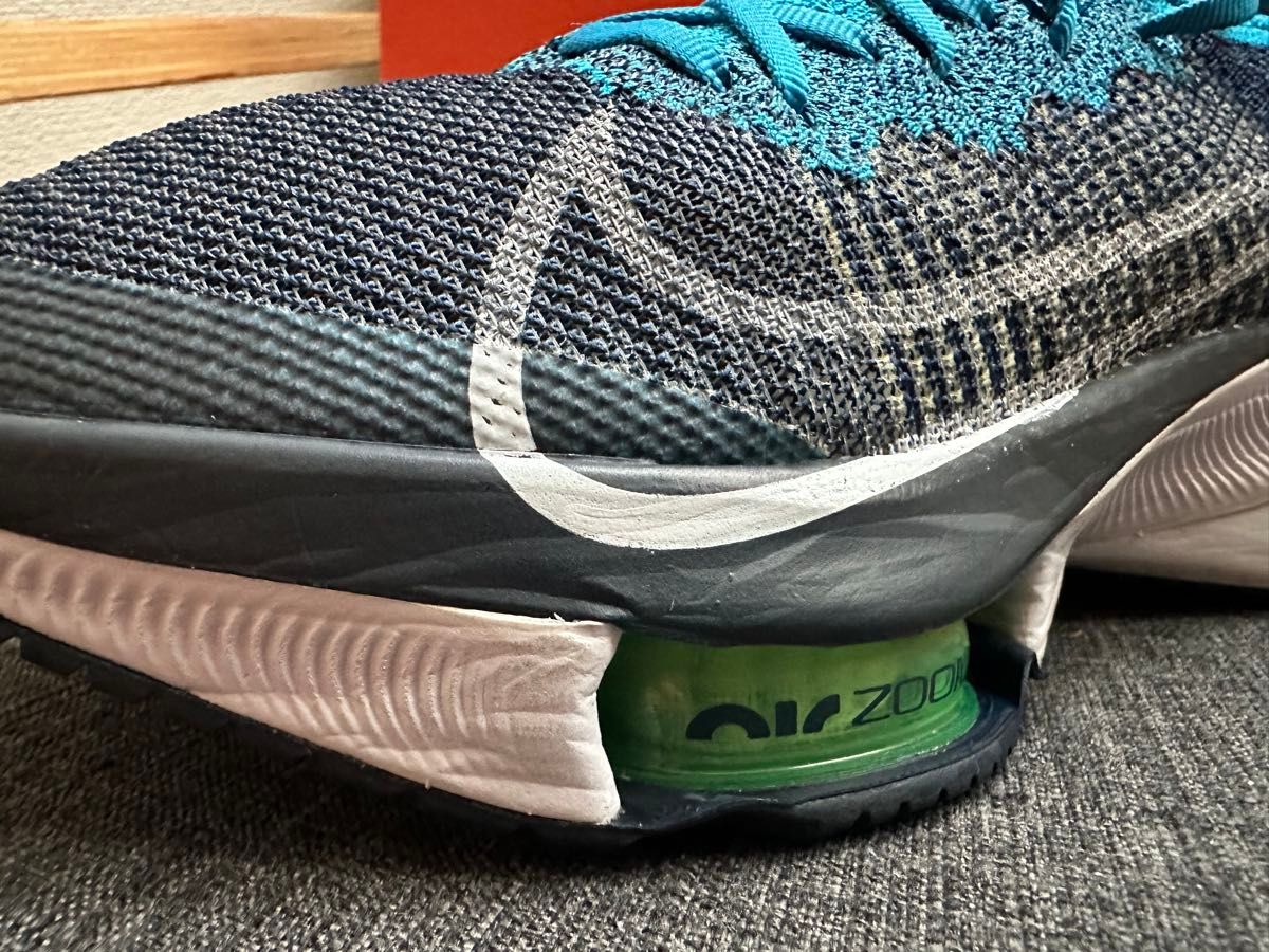 新品同様 ナイキ(NIKE)エアズームテンポネクスト%FK|Yahoo 新品同様 ナイキ(NIKE)エアズームテンポネクスト%FK|Yahoo