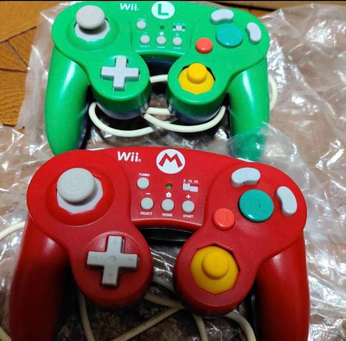 任天堂 Wii ゲームキューブコントローラー マリオ ルイージ HORI 任天堂 Wii ゲームキューブコントローラー マリオ ルイージ HORI