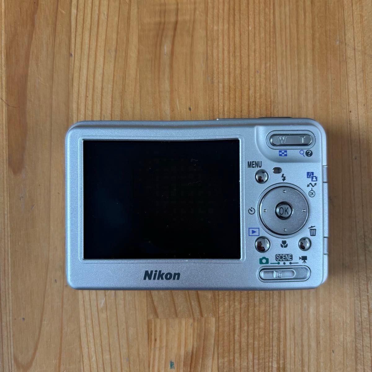 Nikon Coolpix S1 デジタルカメラ シルバー|Yahoo!フリマ(旧 Nikon Coolpix S1 デジタルカメラ シルバー|Yahoo!フリマ(旧