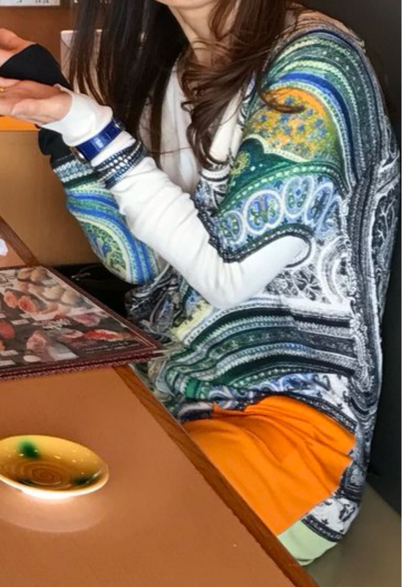 ETRO エトロ 高級シルク85% ロングニット ペイズリー柄 着画あり ETRO エトロ 高級シルク85% ロングニット ペイズリー柄 着画あり
