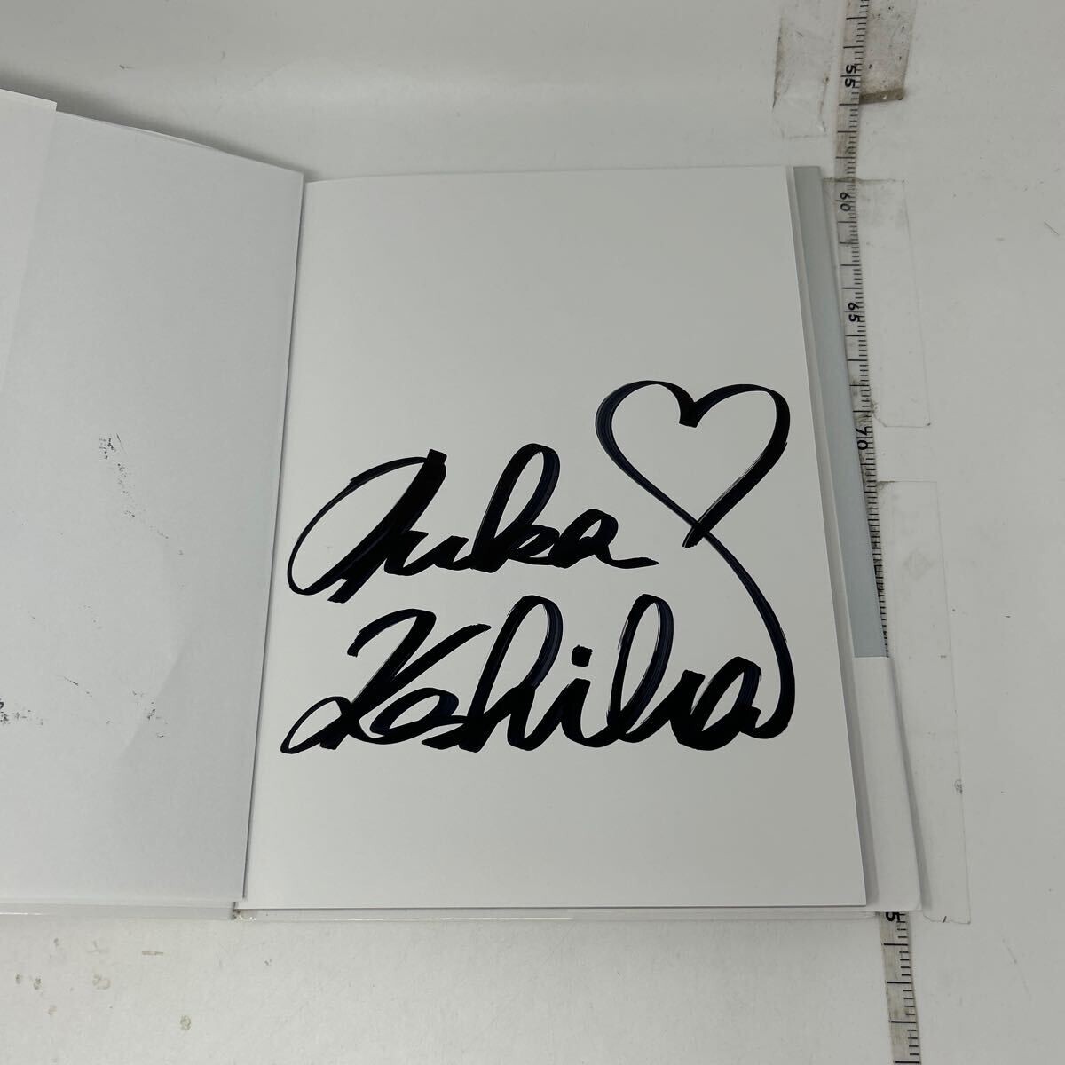 中古 「F」 小芝風花写真集 直筆サイン入り ※14213230(か行 中古 「F」 小芝風花写真集 直筆サイン入り ※14213230(か行