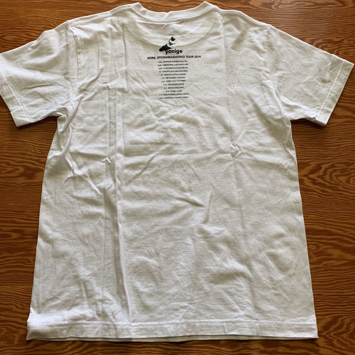 送料無料！新品未使用品！yonige KORE,OTOSHIMASHITAYO TOUR Tシャツ　メンズMサイズ　カラー白　ヨニゲ　バンドTシャツ