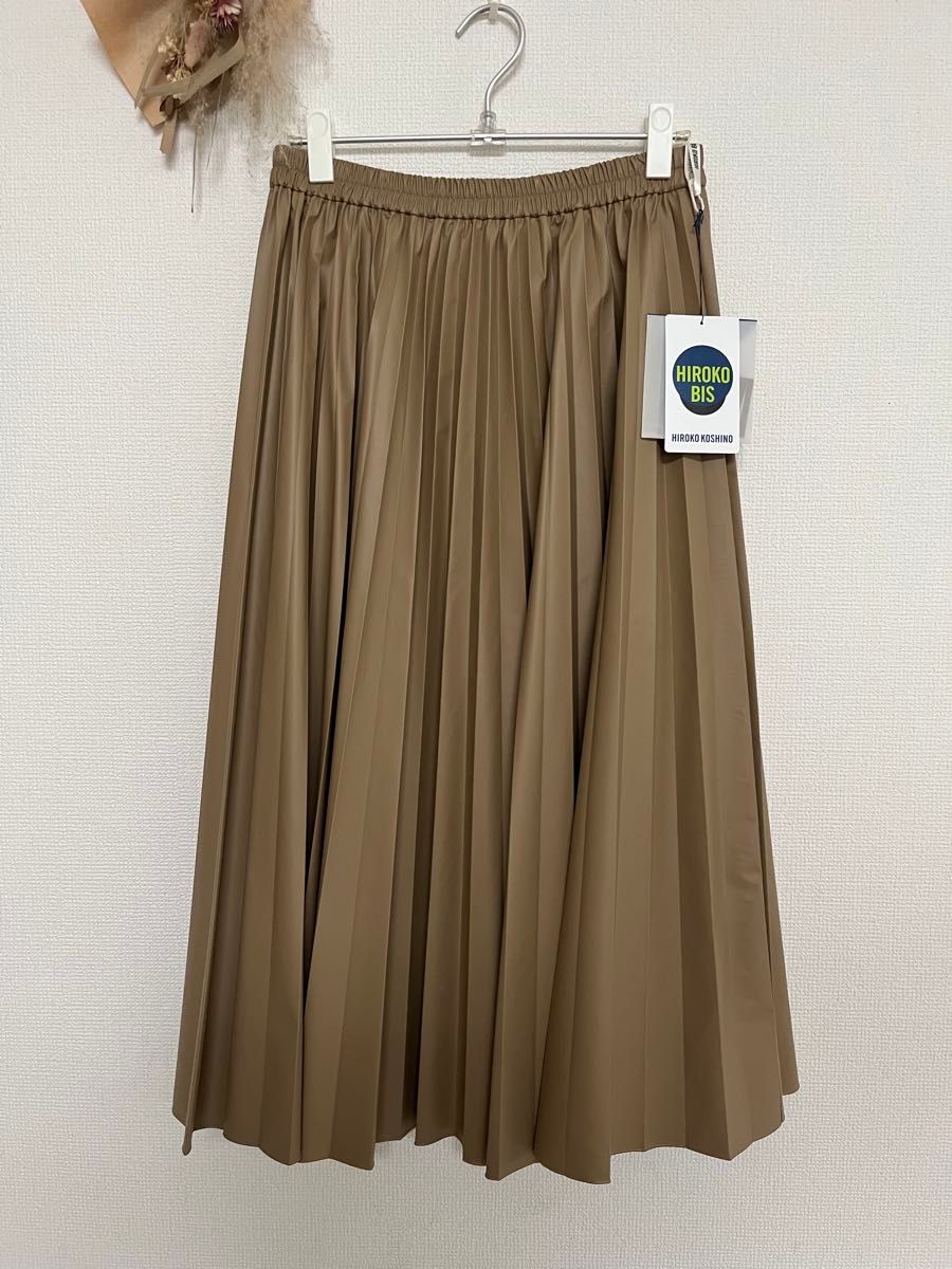 未使用品 HIROKO BIS ヒロコビス【洗える】エコレザプリーツ 未使用品 HIROKO BIS ヒロコビス【洗える】エコレザプリーツ