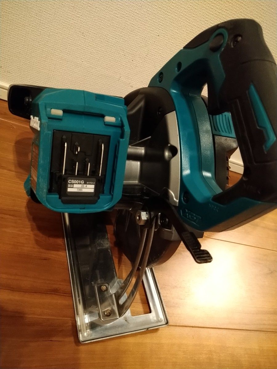 makita マキタ 185mm 40V 充電式チップソーカッターCS001G makita マキタ 185mm 40V 充電式チップソーカッターCS001G