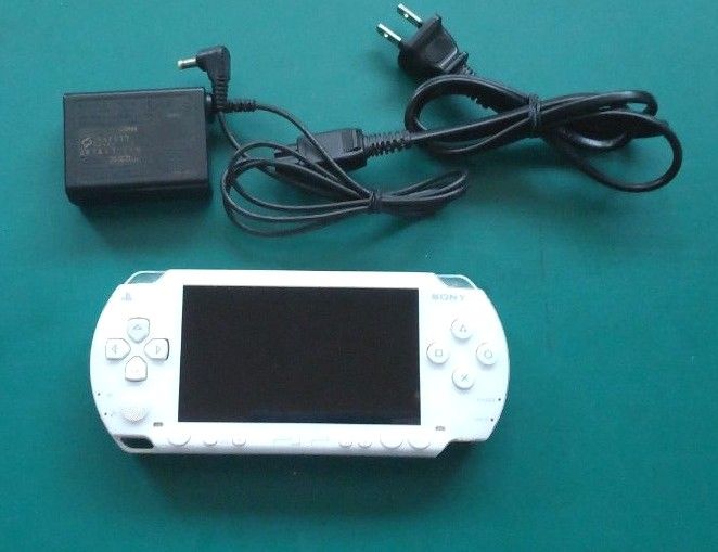 SONY PSP-1000 ホワイト ソニー PlayStation Portable 動作確認 SONY PSP-1000 ホワイト ソニー PlayStation Portable 動作確認
