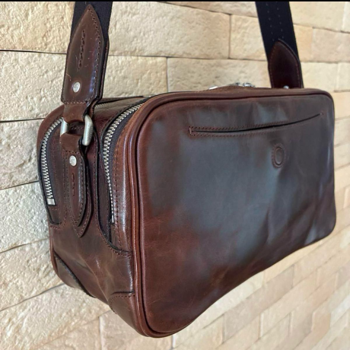 aniary ショルダーバッグ スクエア型 [Antique Leather シリーズ aniary ショルダーバッグ スクエア型 [Antique Leather シリーズ