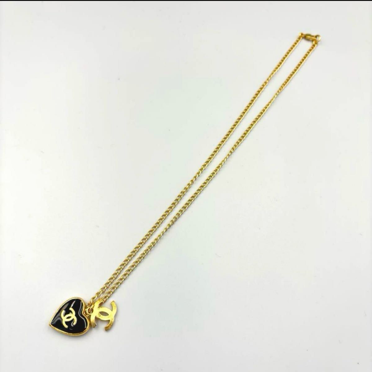 極美品】シャネル ネックレス ハート ココマークゴールド 02P 極美品】シャネル ネックレス ハート ココマークゴールド 02P