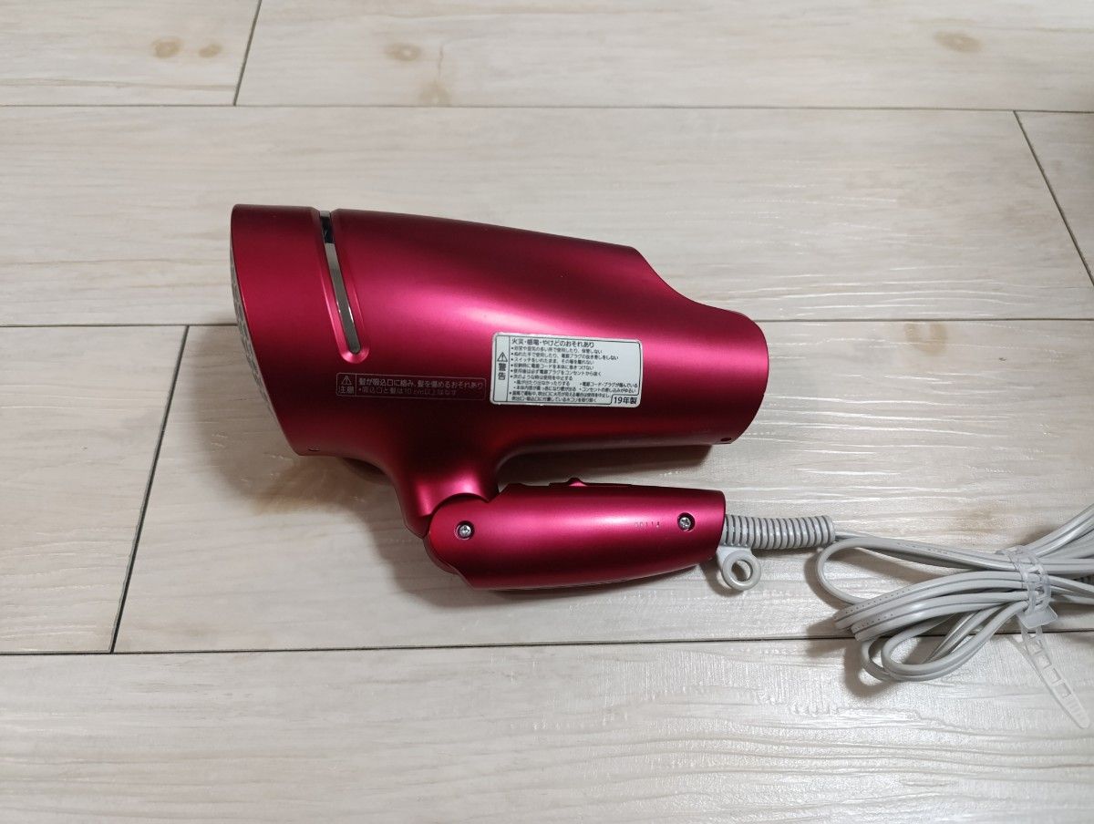 パナソニック ナノケア Panasonic EH-CNA9A 19年製 レッド パナソニック ナノケア Panasonic EH-CNA9A 19年製 レッド