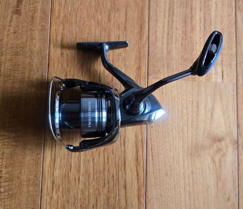 シマノ 24ツインパワー4000XG 美品|Yahoo!フリマ(旧PayPayフリマ) シマノ 24ツインパワー4000XG 美品|Yahoo!フリマ(旧PayPayフリマ)