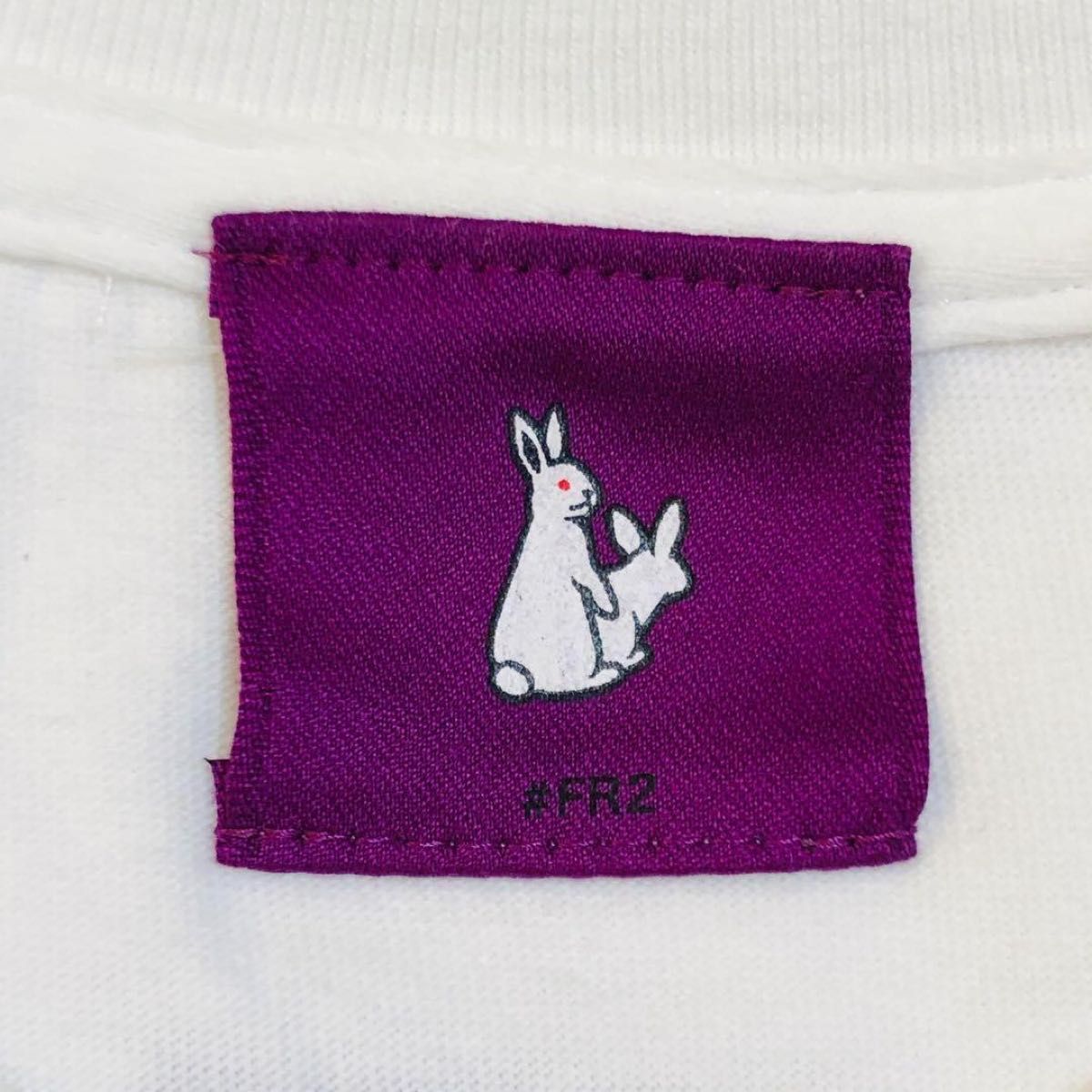 希少限定商品】FR2 京都撫子限定ラビットプリントTシャツ ロゴ 希少限定商品】FR2 京都撫子限定ラビットプリントTシャツ ロゴ