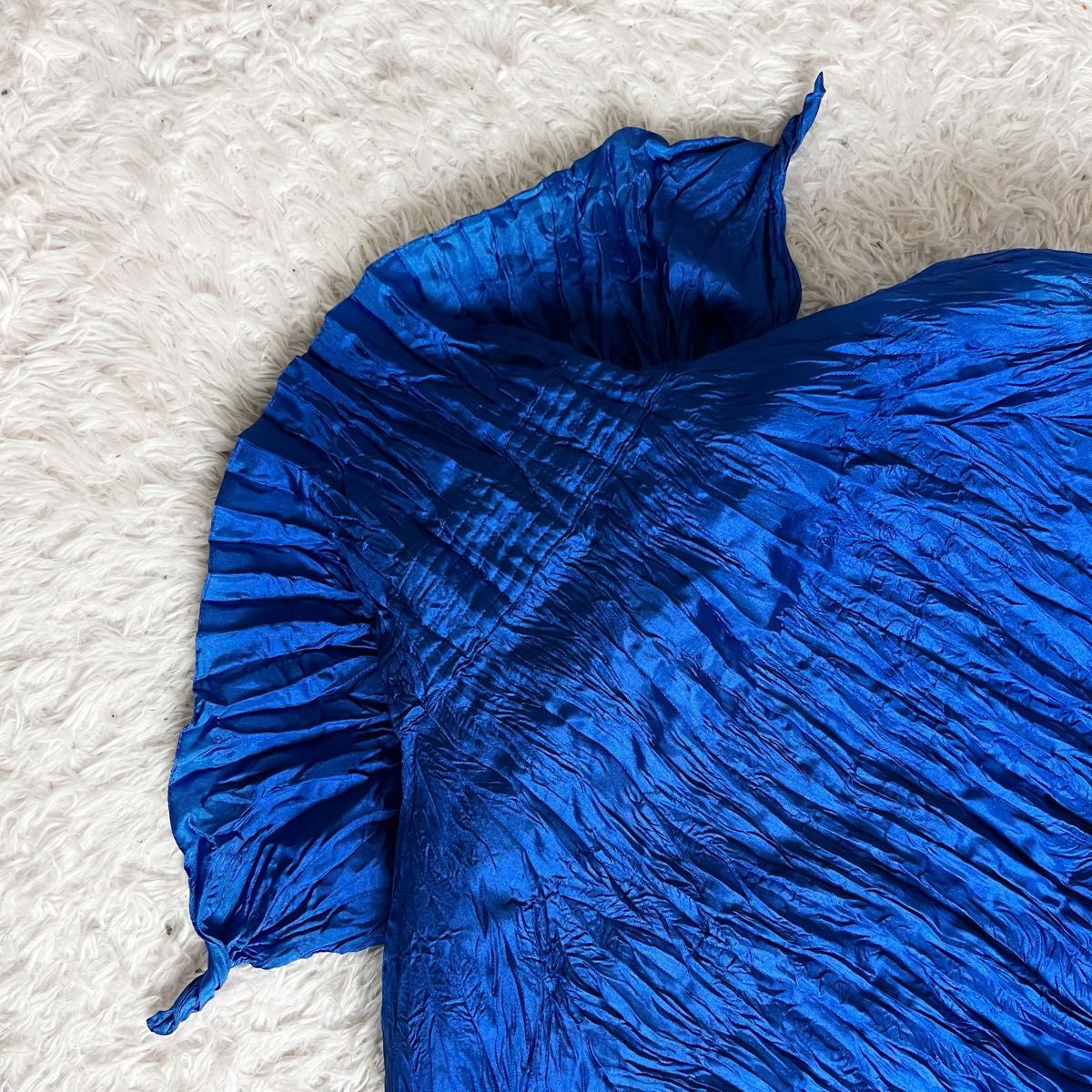 ISSEY MIYAKE イッセイミヤケ シワ加工 シャツ ブラウス ISSEY MIYAKE イッセイミヤケ シワ加工 シャツ ブラウス