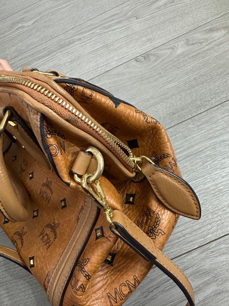 MCM ロゴプリント ハンドバッグ|Yahoo!フリマ(旧PayPayフリマ) MCM ロゴプリント ハンドバッグ|Yahoo!フリマ(旧PayPayフリマ)
