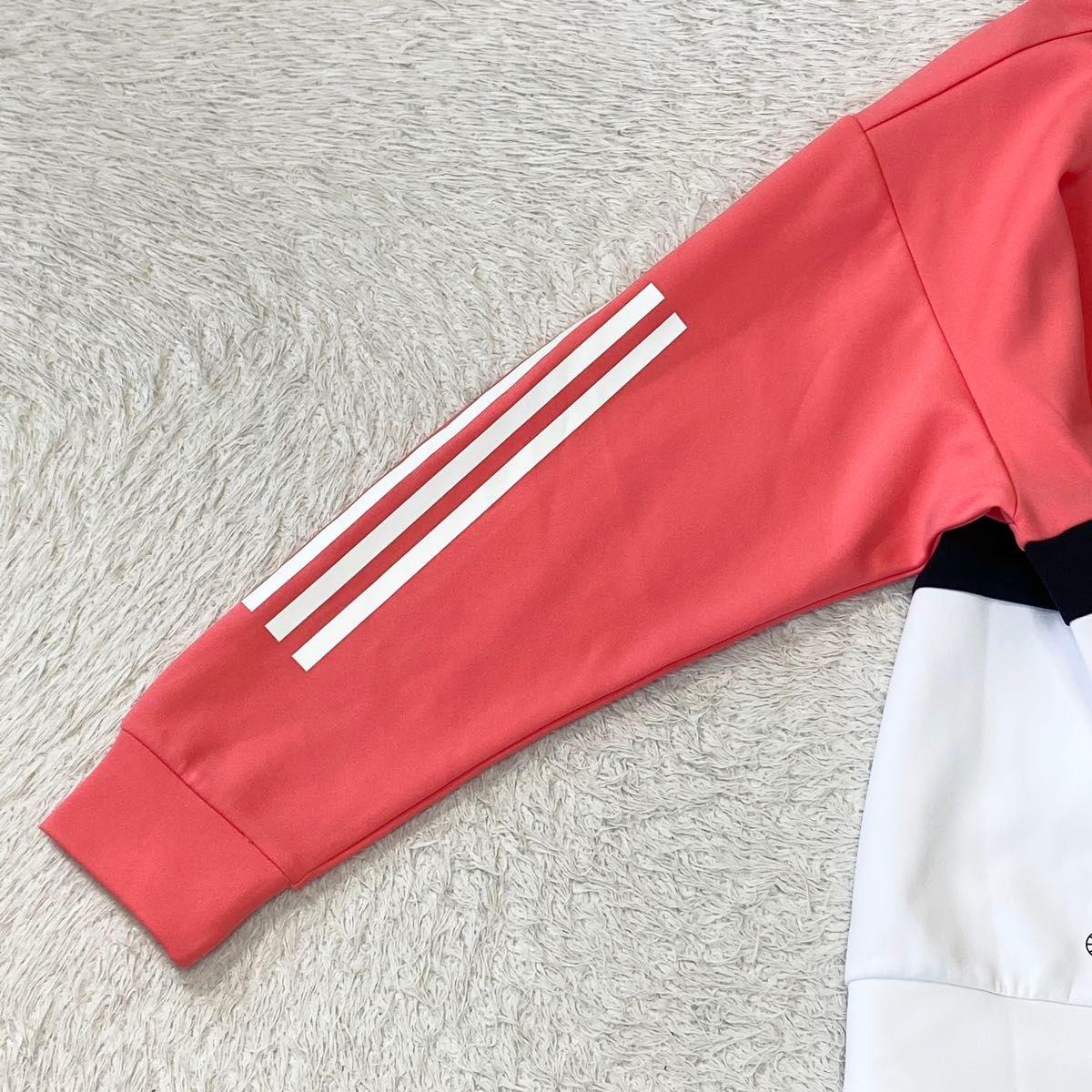 美品】アディダス adidas エアロレディ 配色 トラックジャケット 美品】アディダス adidas エアロレディ 配色 トラックジャケット